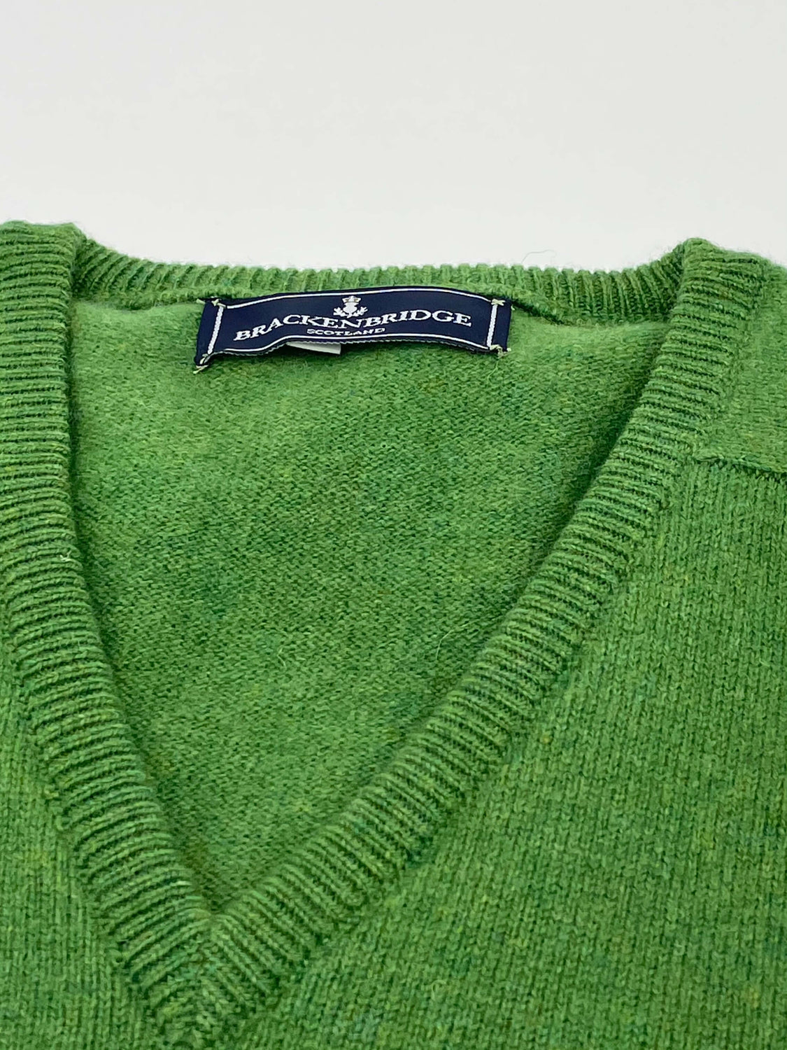 Bright green lambswool jersey - Bracken bridge